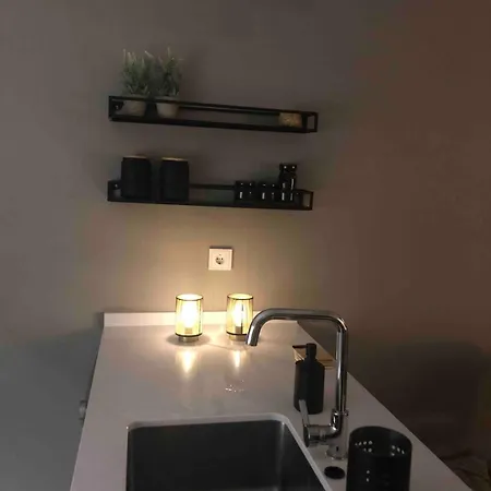 Seascape Met Prive Jacuzzi Apartment